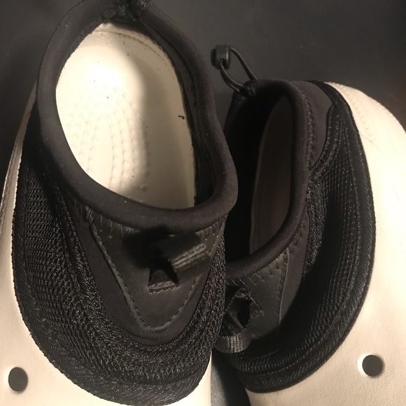 Croc Hydros - Picture 2 of 10